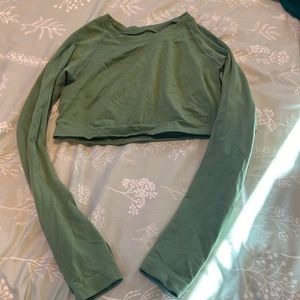 ALPHALETE CROP GREEN XSMALL